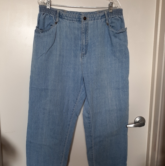 Denim - Vintage Blassport high waisted mom jeans